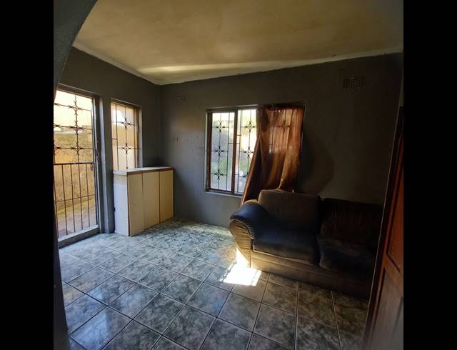 3 BEDROOM HOUSE SOLD IN WESTCLIFF